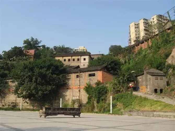 藏在重庆南岸的三座洋行:一位瑞典商人救下4000箱故宫国宝(图1)